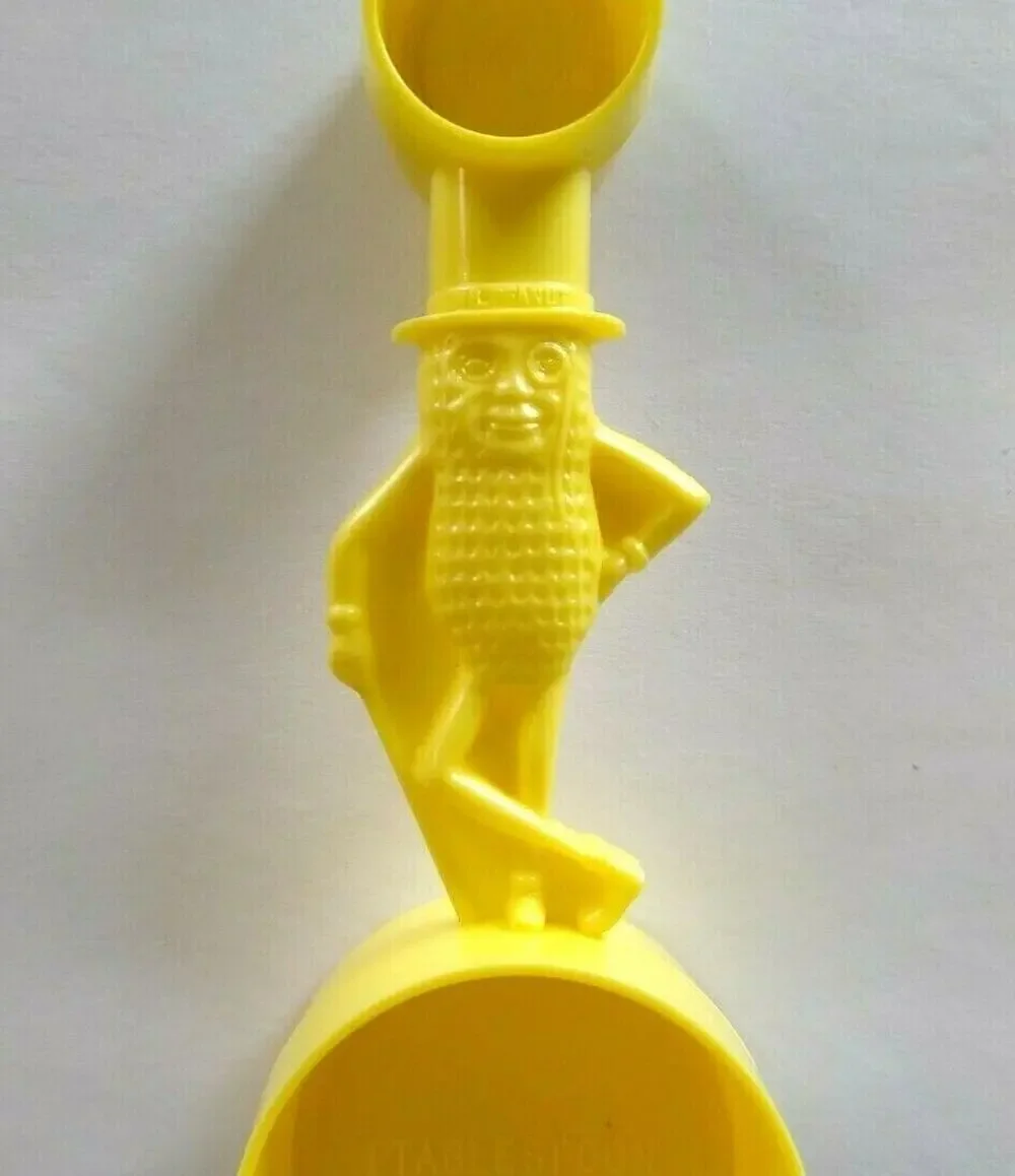 Mr Peanut Yellow Measuring Spoon Scoop 1950's Planters Peanuts Kitchenware
